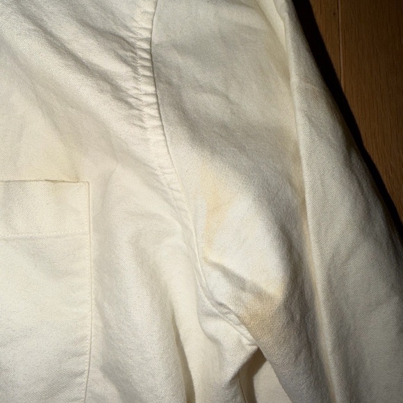 bundle of 2 men’s button ups - Picture 4 of 5